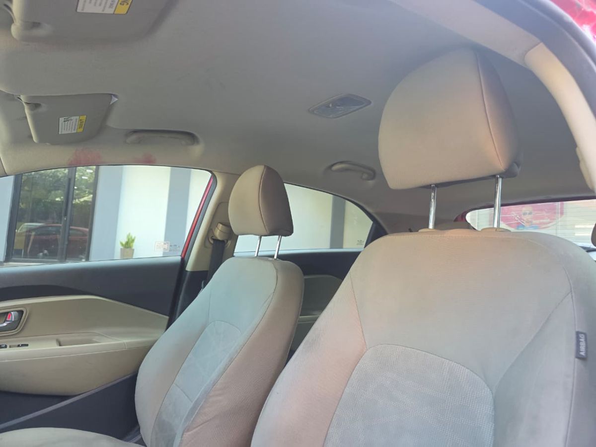 KIA RIO - 2015                                        