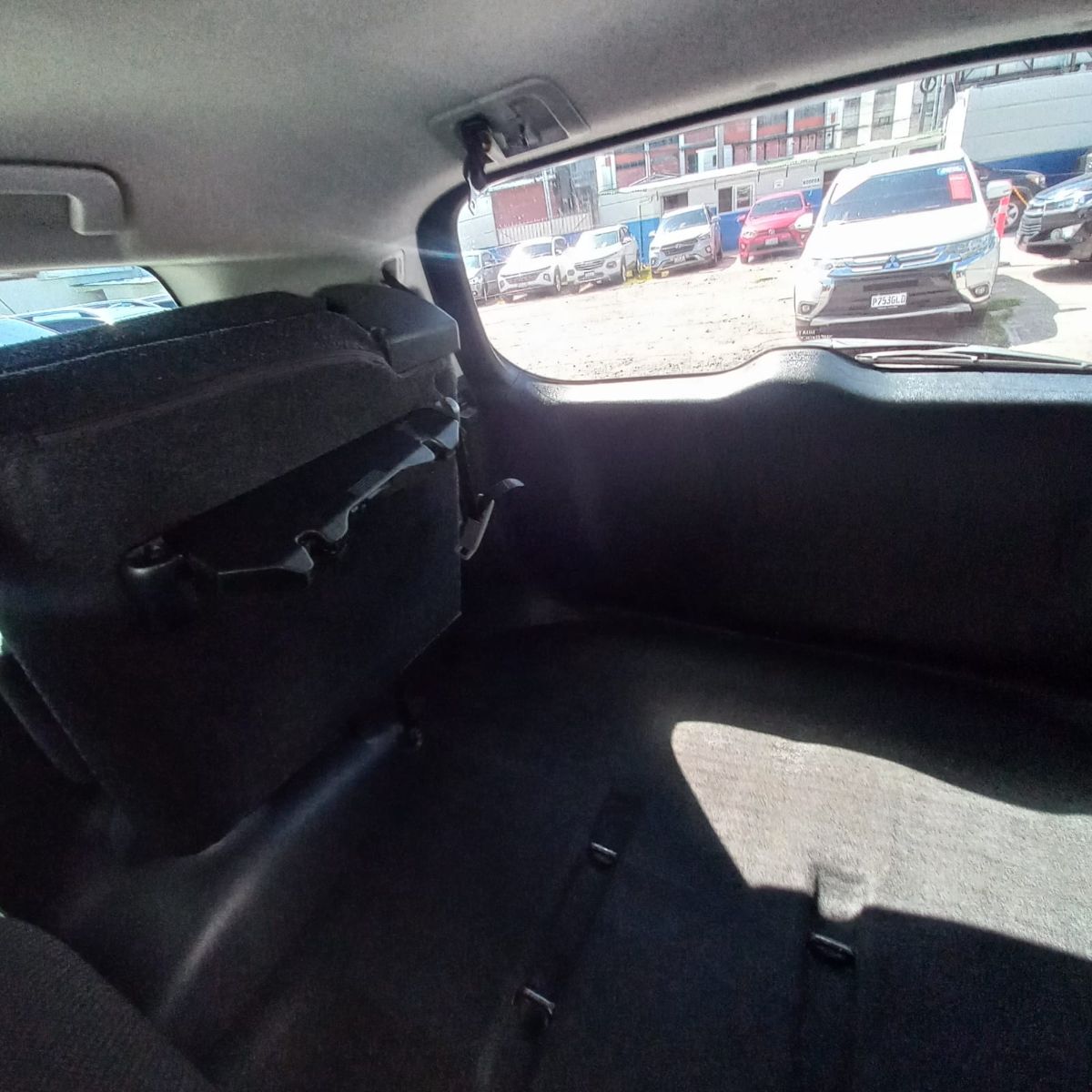 TOYOTA INNOVA - 2023                                        