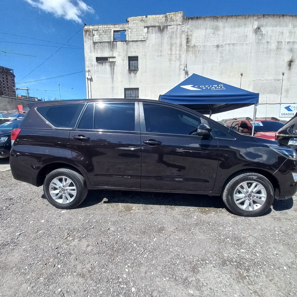 TOYOTA INNOVA - 2023                                        