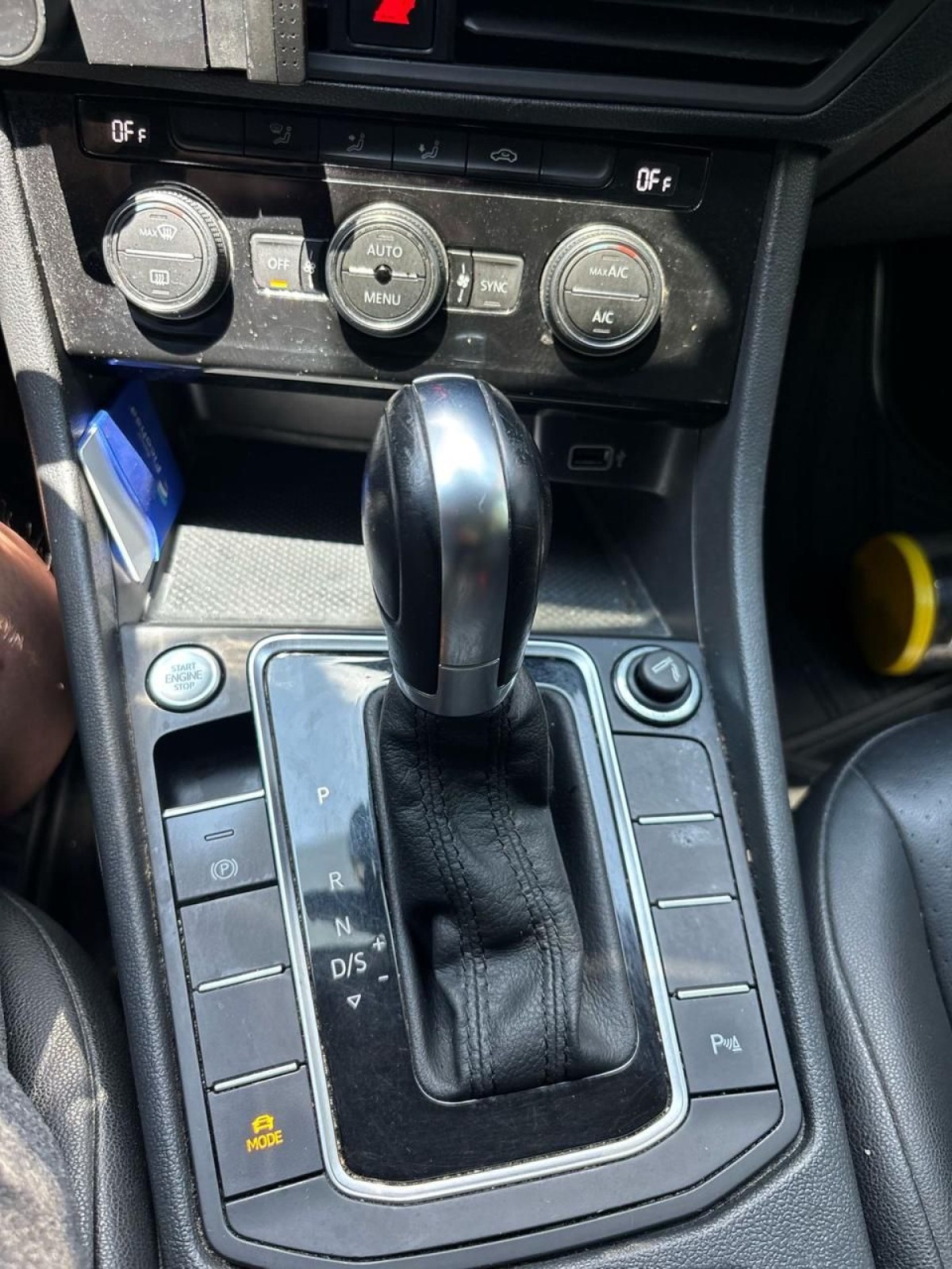 VOLKSWAGEN JETTA - 2019                                        