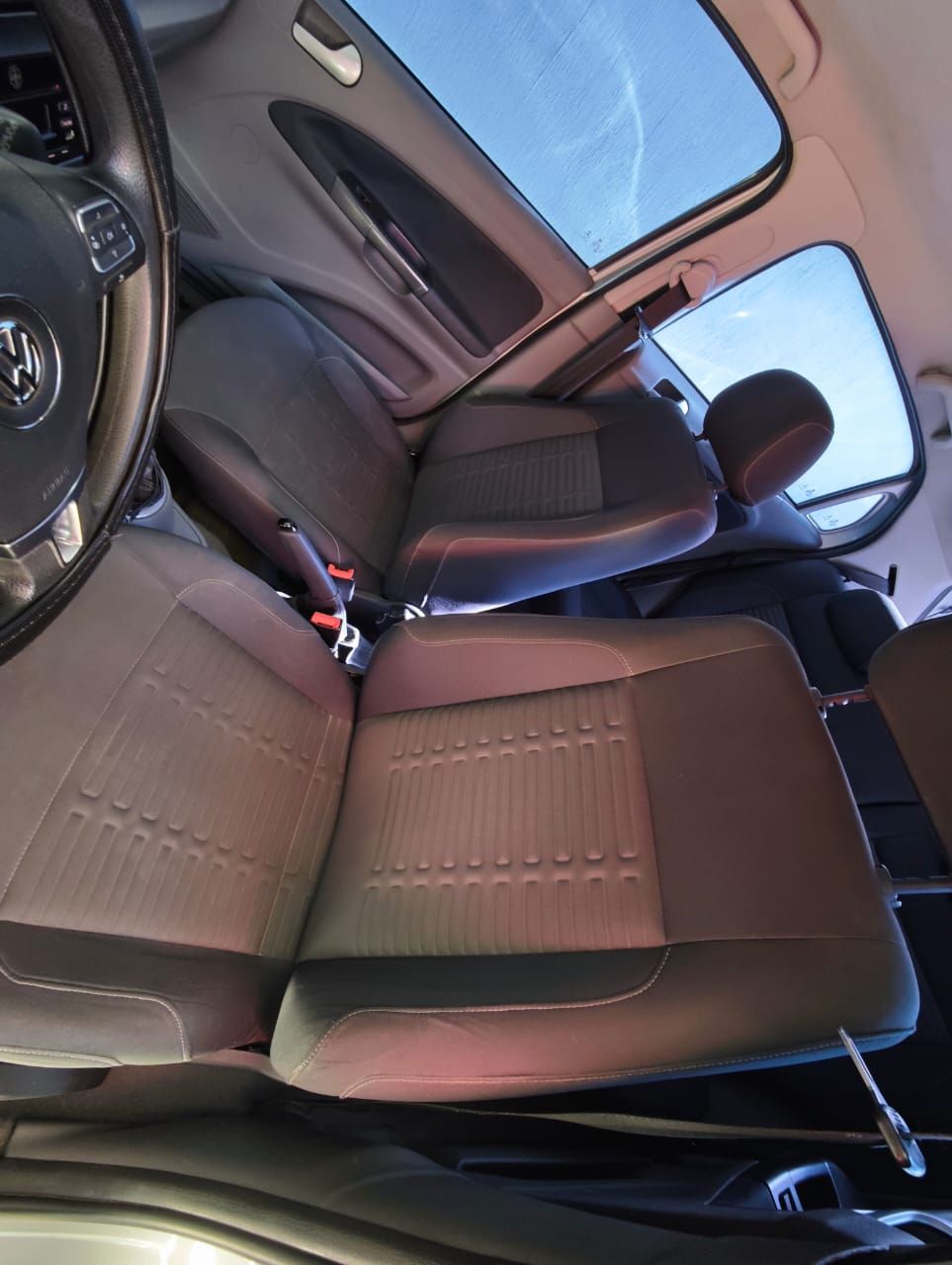 VOLKSWAGEN GOLF - 2015                                        