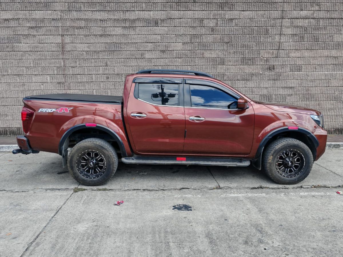 NISSAN FRONTIER - 2022                                        