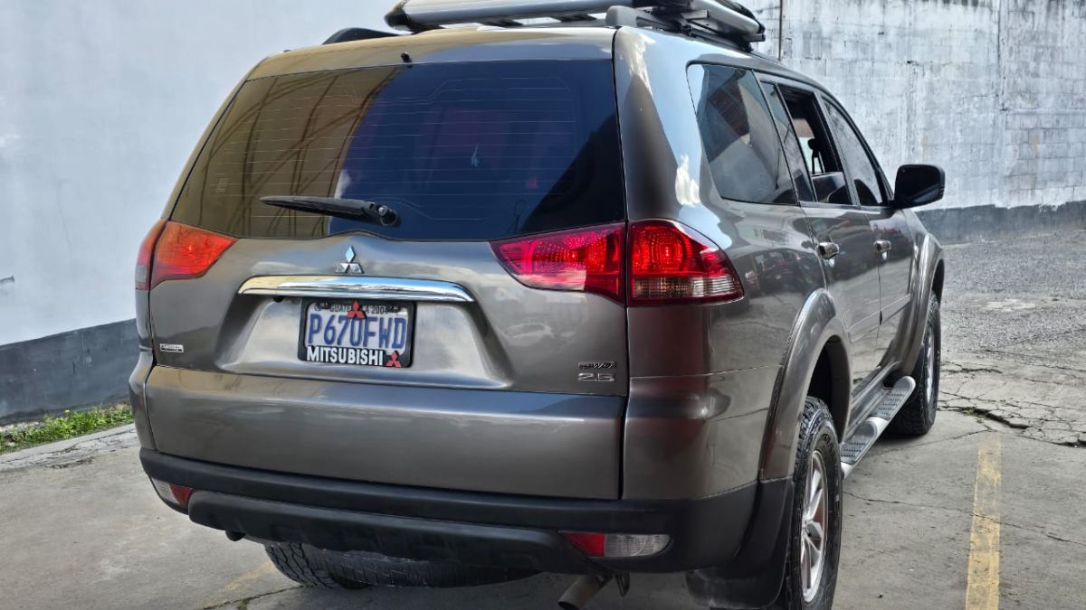 MITSUBISHI NATIVA - 2016                                        