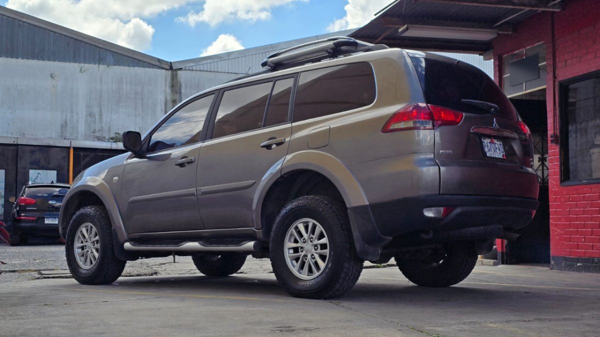 MITSUBISHI NATIVA - 2016                                        