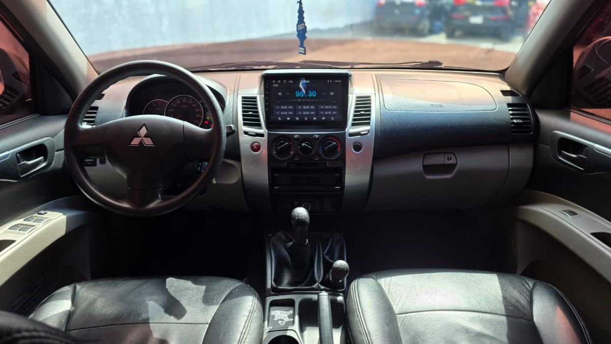 MITSUBISHI NATIVA - 2016                                        