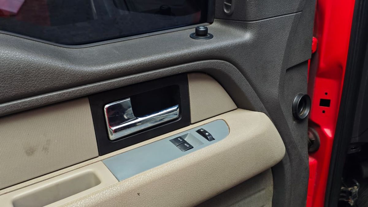 FORD F-150 XLT - 2012                                        