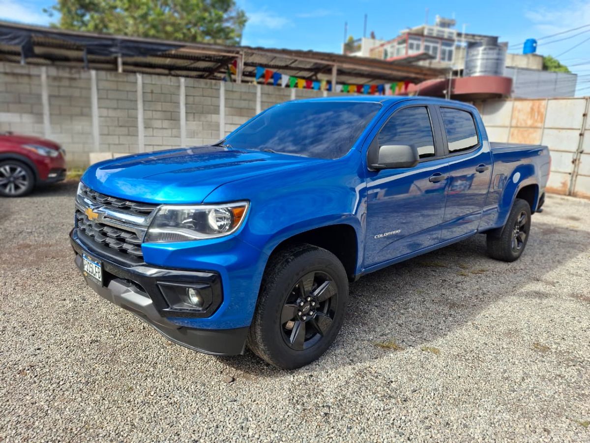 CHEVROLET COLORADO - 2021                                        
