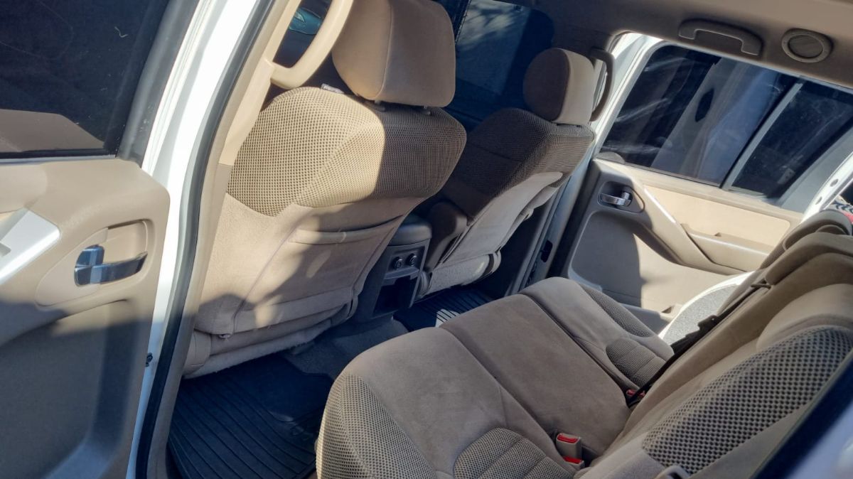 NISSAN PATHFINDER - 2009                                        