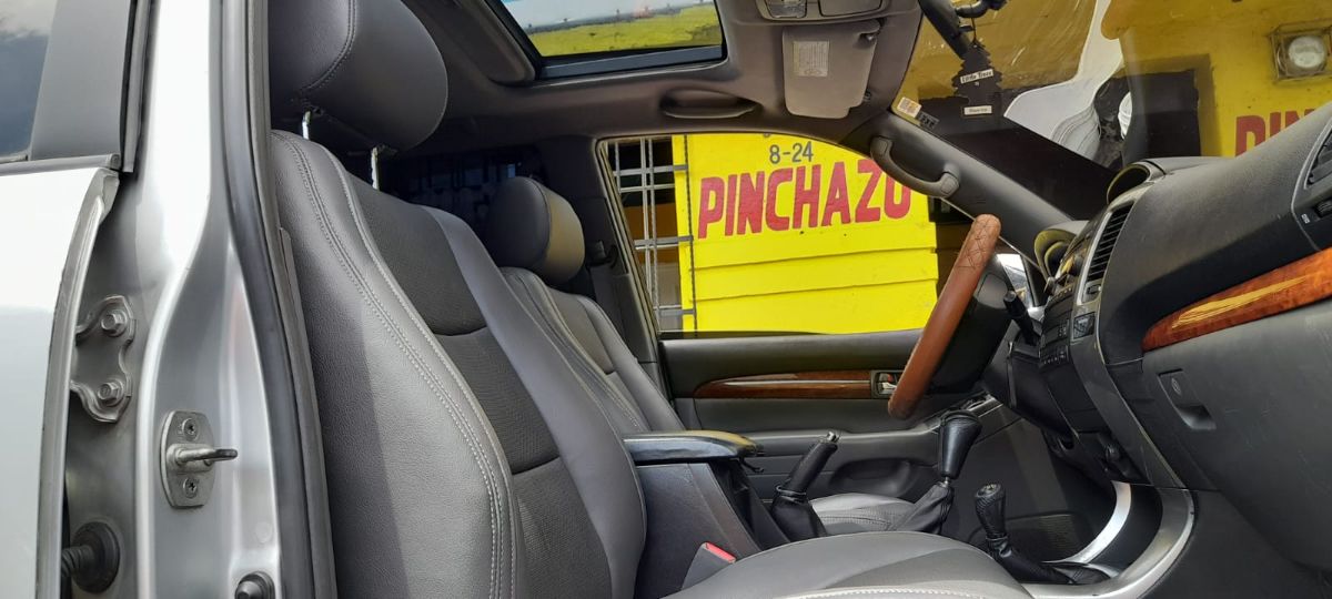 TOYOTA LAND CRUISER PRADO TXL - 2006                                        