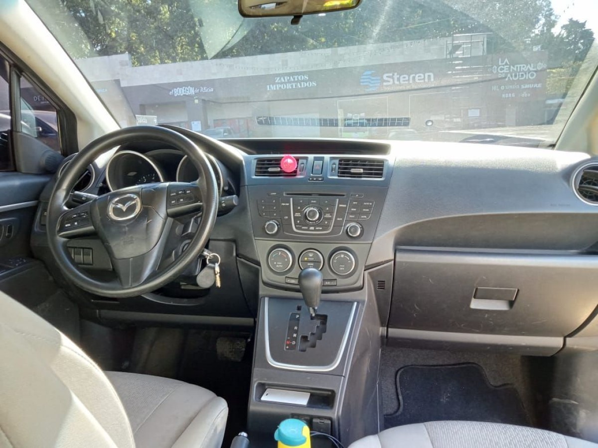 MAZDA 5 - 2012                                        