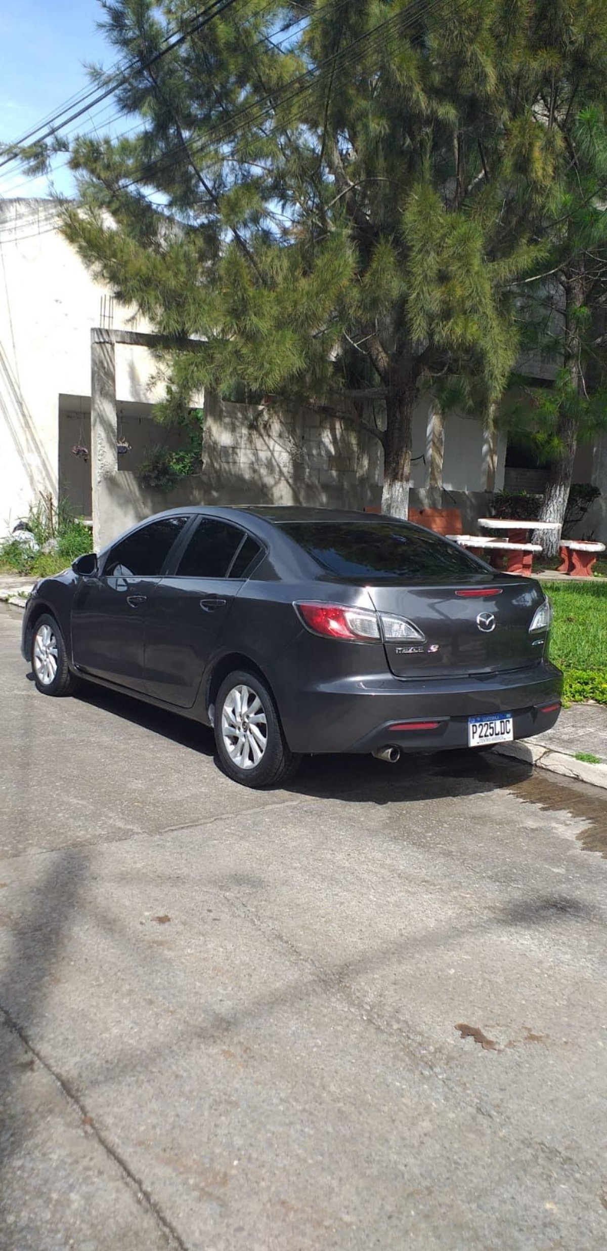 MAZDA 3 - 2013                                        