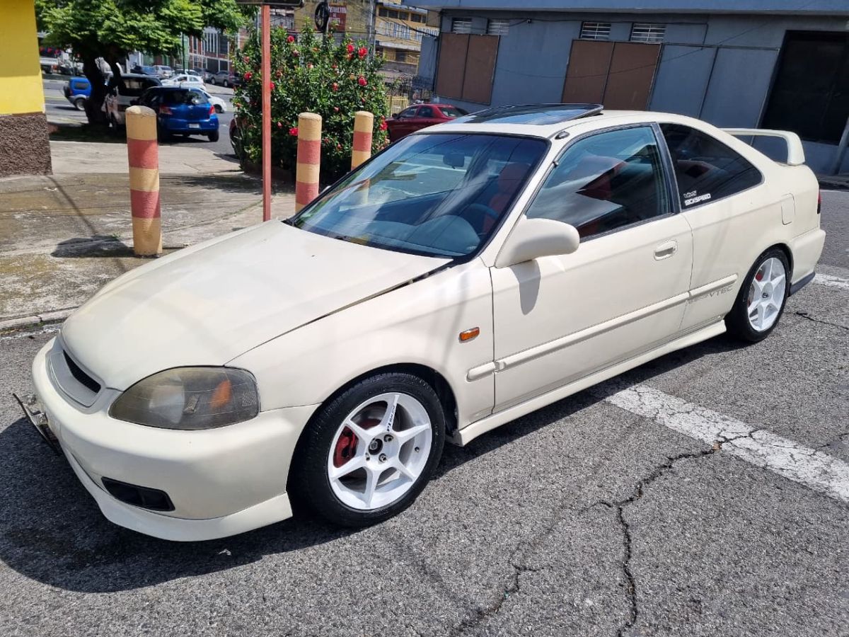 HONDA CIVIC - 2000                                        