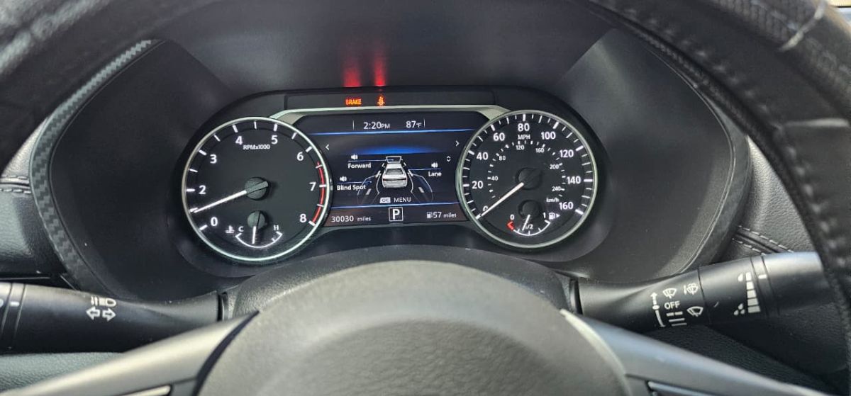 NISSAN SENTRA - 2013                                        