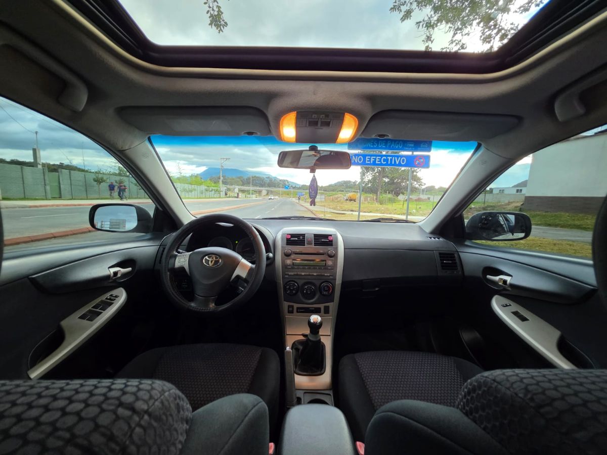 TOYOTA COROLLA S - 2009                                        