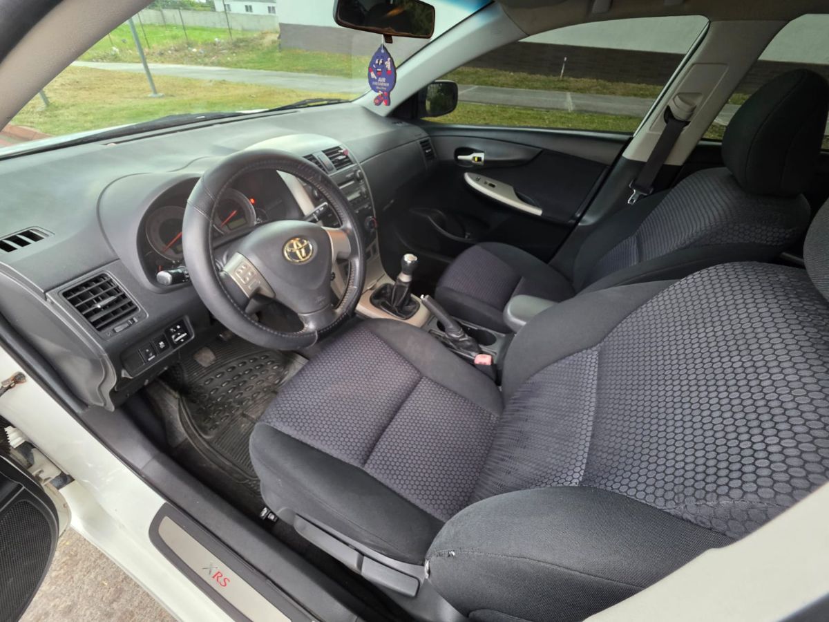 TOYOTA COROLLA S - 2009                                        