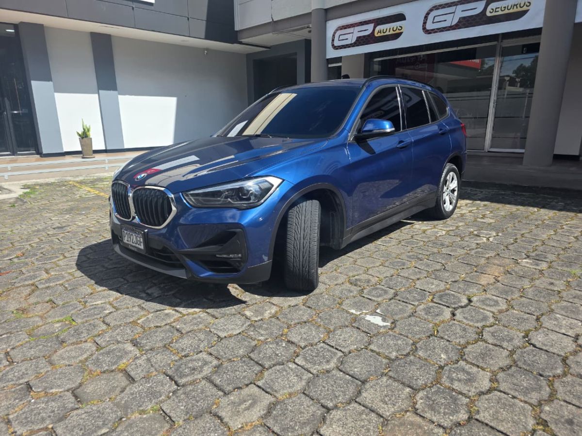 BMW X1 - 2022                                        