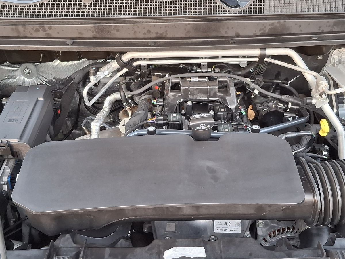 CHEVROLET COLORADO - 2023                                        