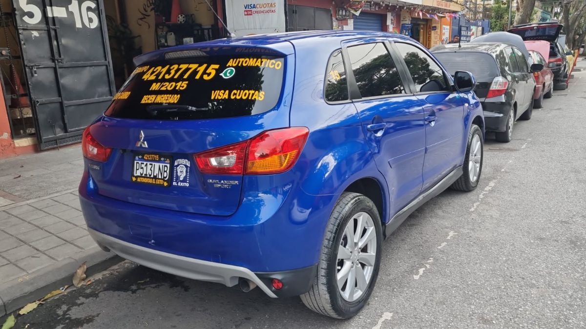 MITSUBISHI OUTLANDER SPORT - 2015                                        