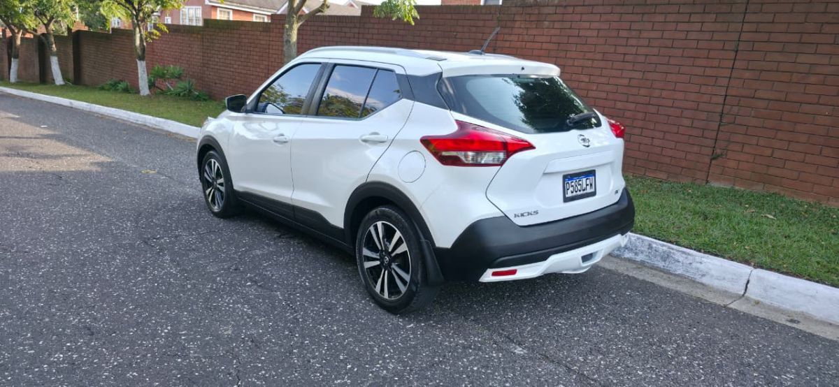 NISSAN  KICKS - 2018                                        