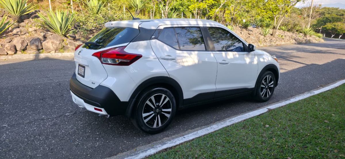 NISSAN  KICKS - 2018                                        