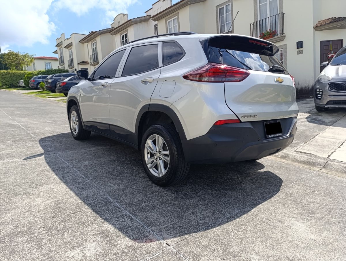 CHEVROLET TRACKER - 2023                                        