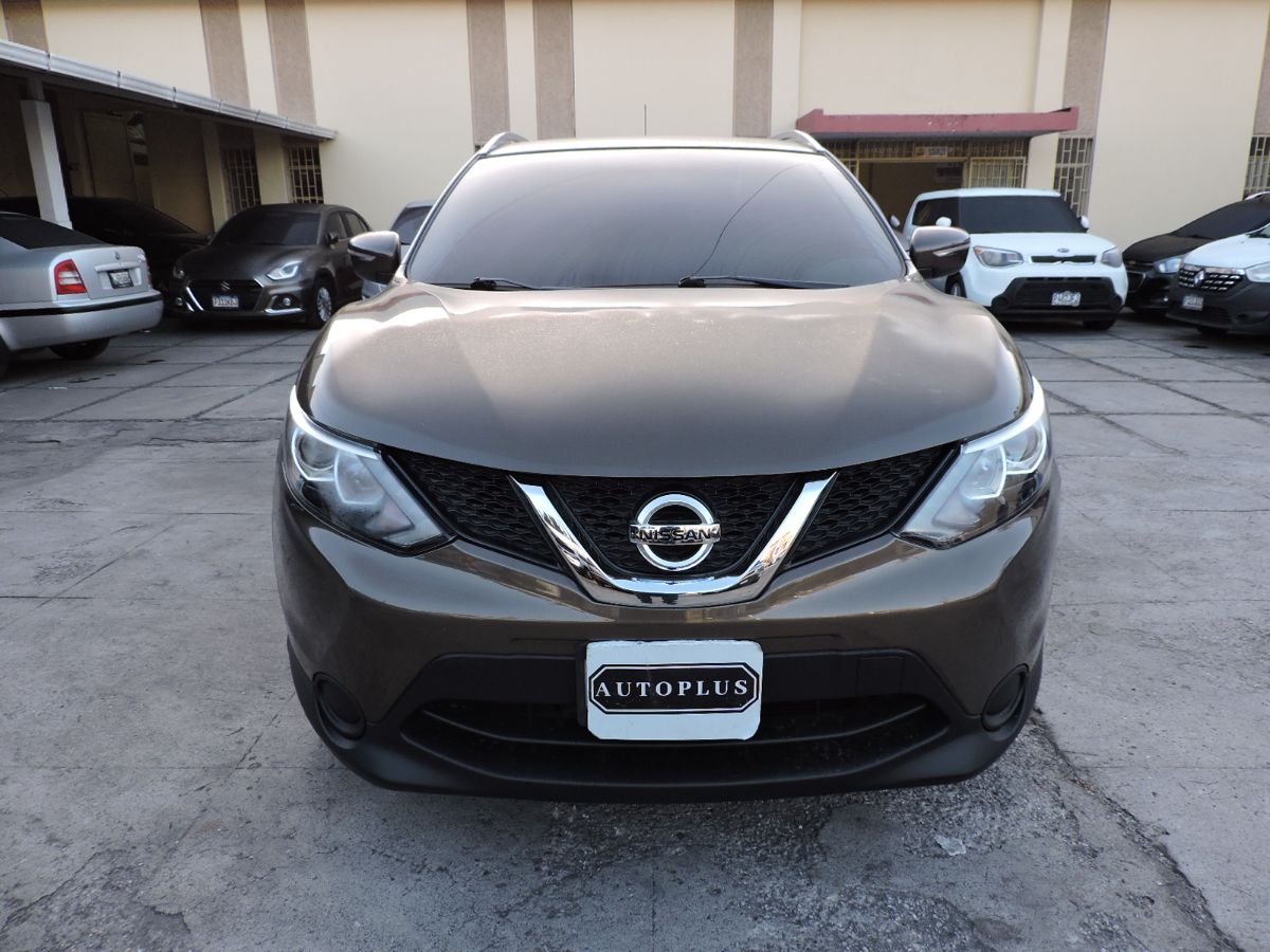 NISSAN QASHQAI - 2015                                        