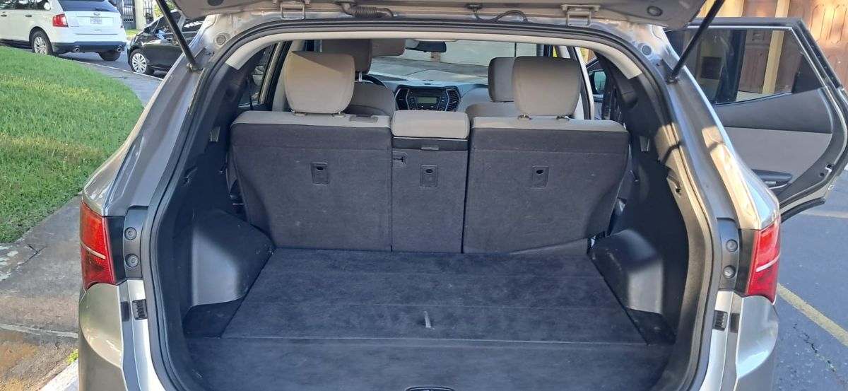 HYUNDAI SANTA FE - 2016                                        