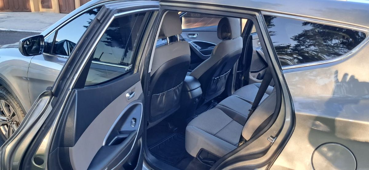 HYUNDAI SANTA FE - 2016                                        