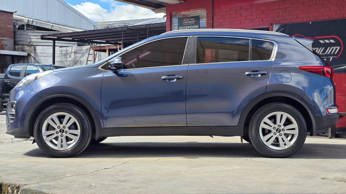 KIA SPORTAGE - 2018                                        