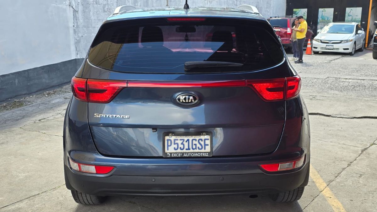 KIA SPORTAGE - 2018                                        