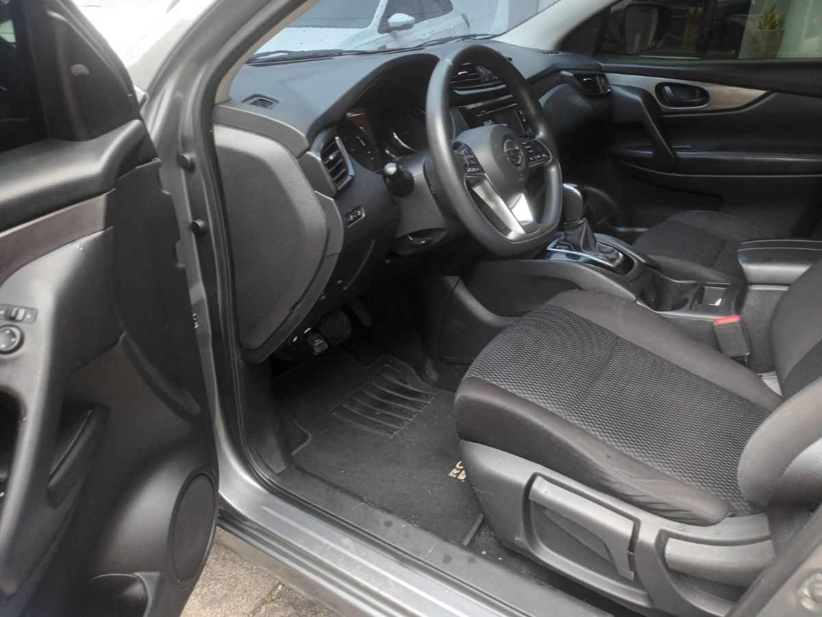 NISSAN ROGUE SPORT - 2018                                        