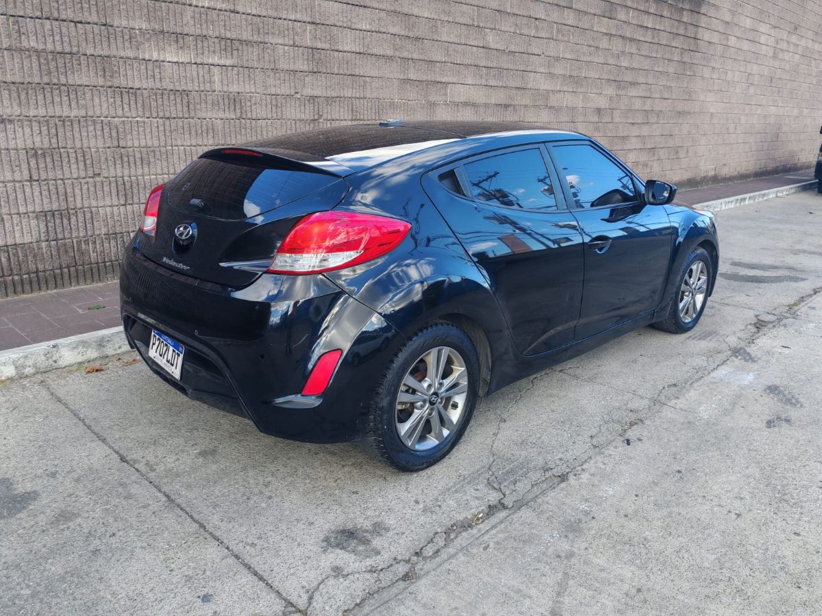 HYUNDAI VELOSTER - 2016                                        