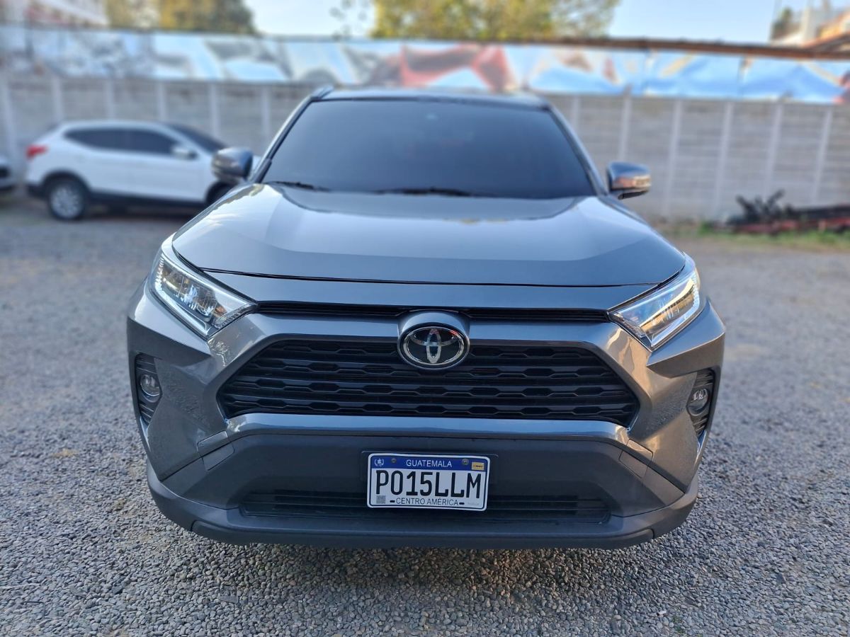 TOYOTA RAV-4 - 2021                                        