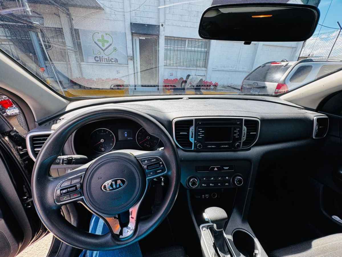 KIA SPORTAGE LX - 2018                                        