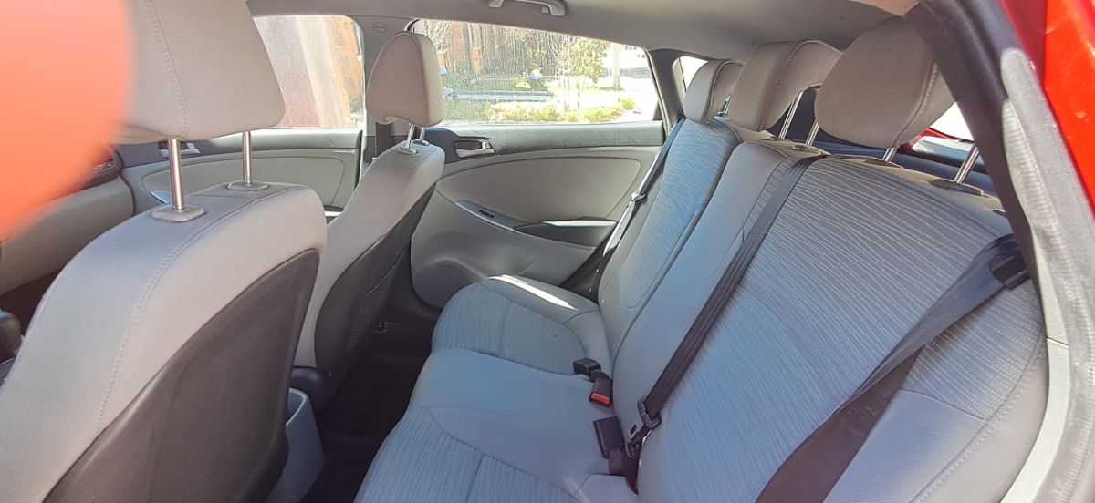 HYUNDAI ACCENT - 2015                                        