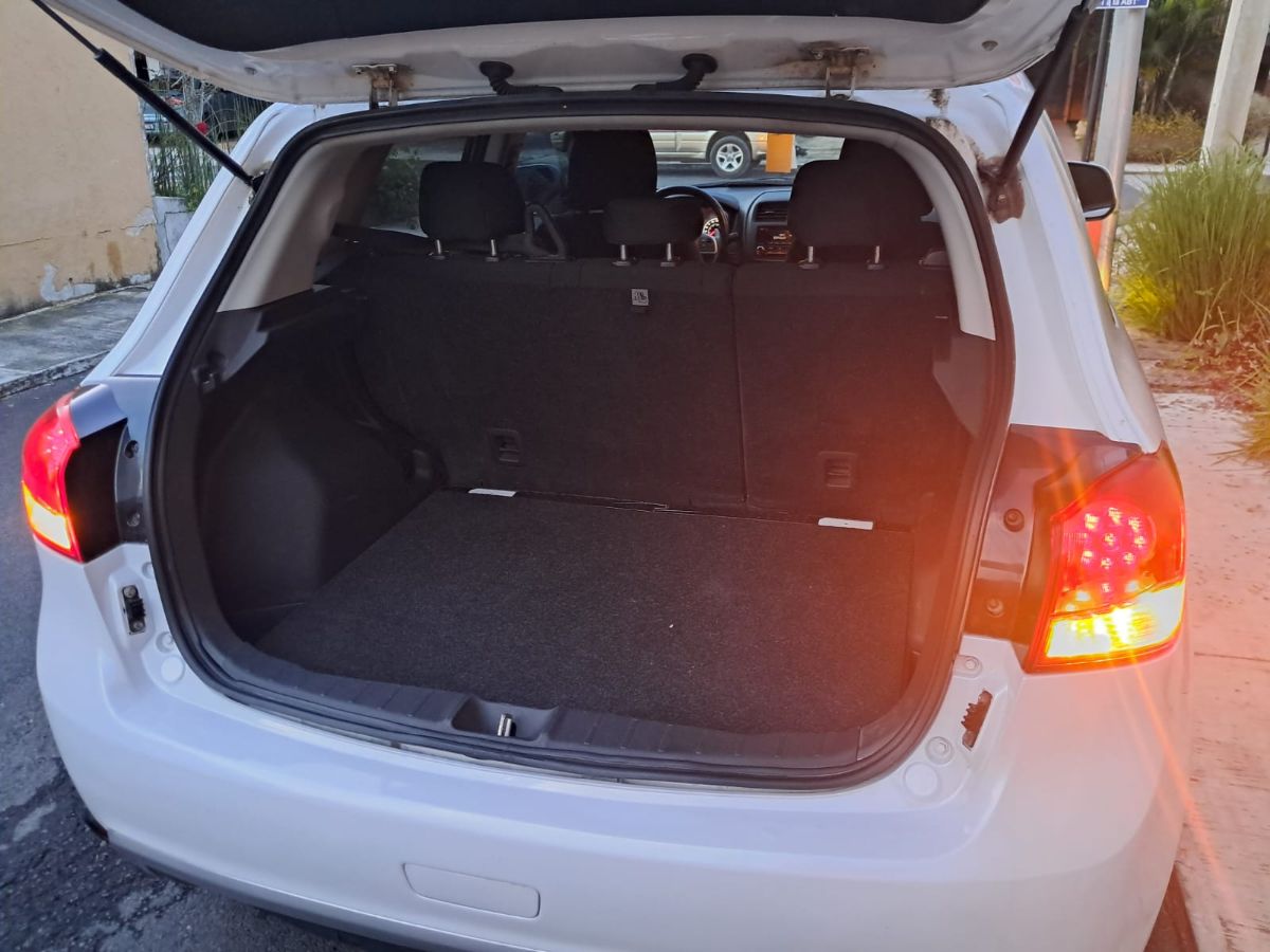 MITSUBISHI OUTLANDER SPORT - 2015                                        