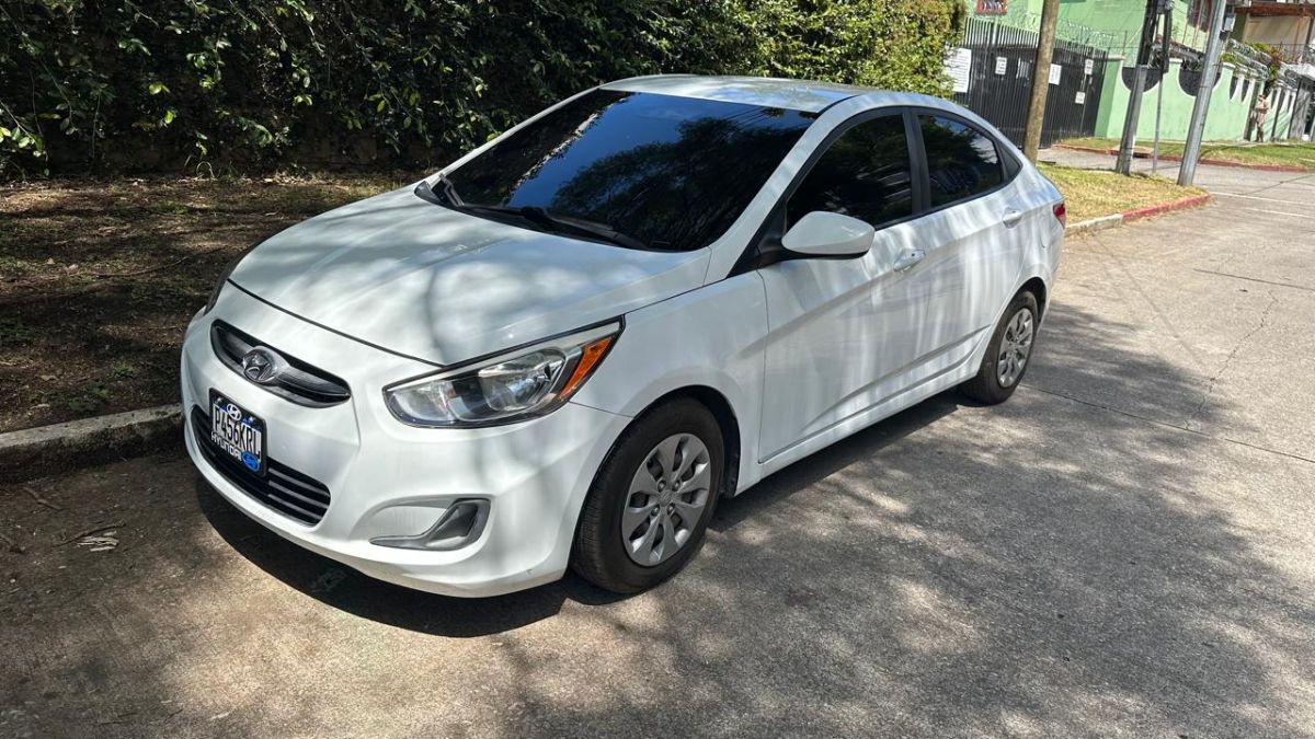 HYUNDAI ACCENT - 2017                                        