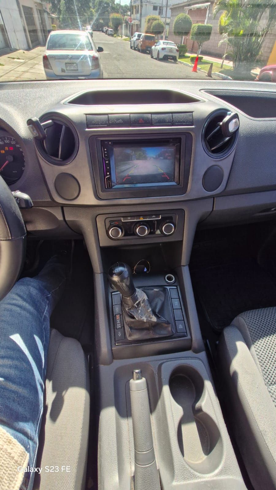 VOLKSWAGEN  AMAROK - 2011                                        