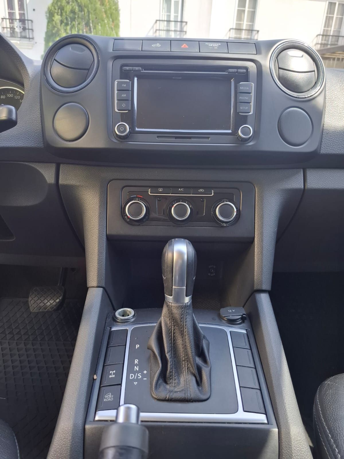 VOLKSWAGEN  AMAROK - 2017                                        