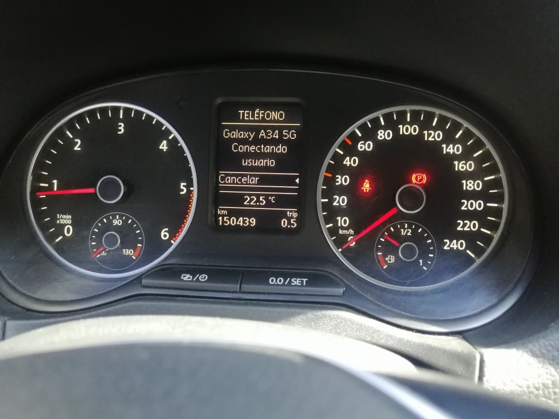 VOLKSWAGEN  AMAROK - 2017                                        