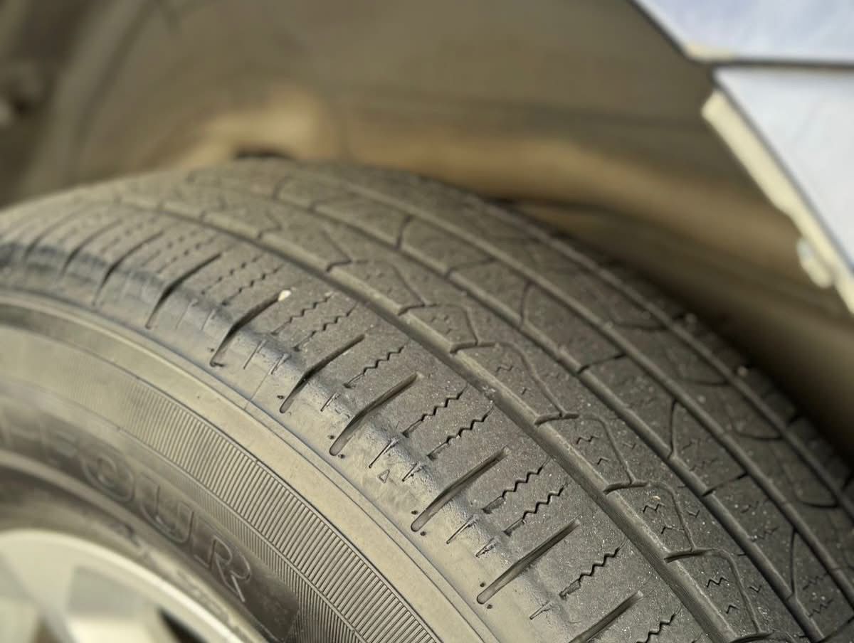 TOYOTA 4 RUNNER - 2019                                        