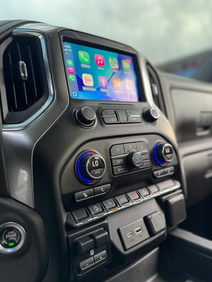 CHEVROLET SILVERADO - 2021                                        