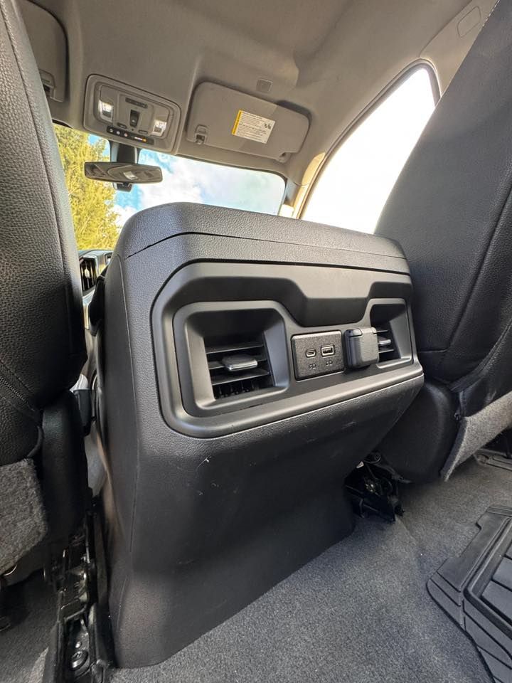 CHEVROLET SILVERADO - 2021                                        