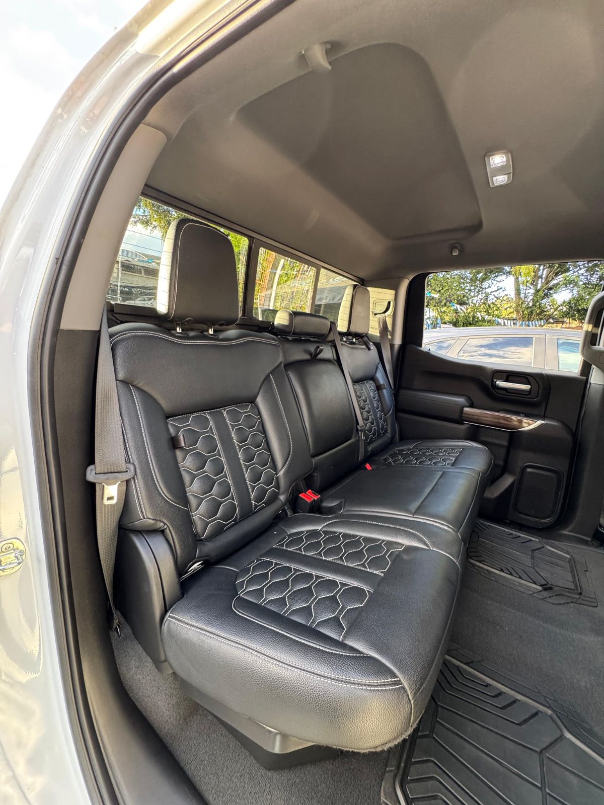 CHEVROLET SILVERADO - 2021                                        