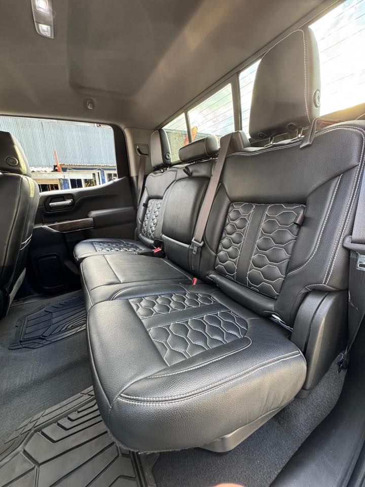 CHEVROLET SILVERADO - 2021                                        