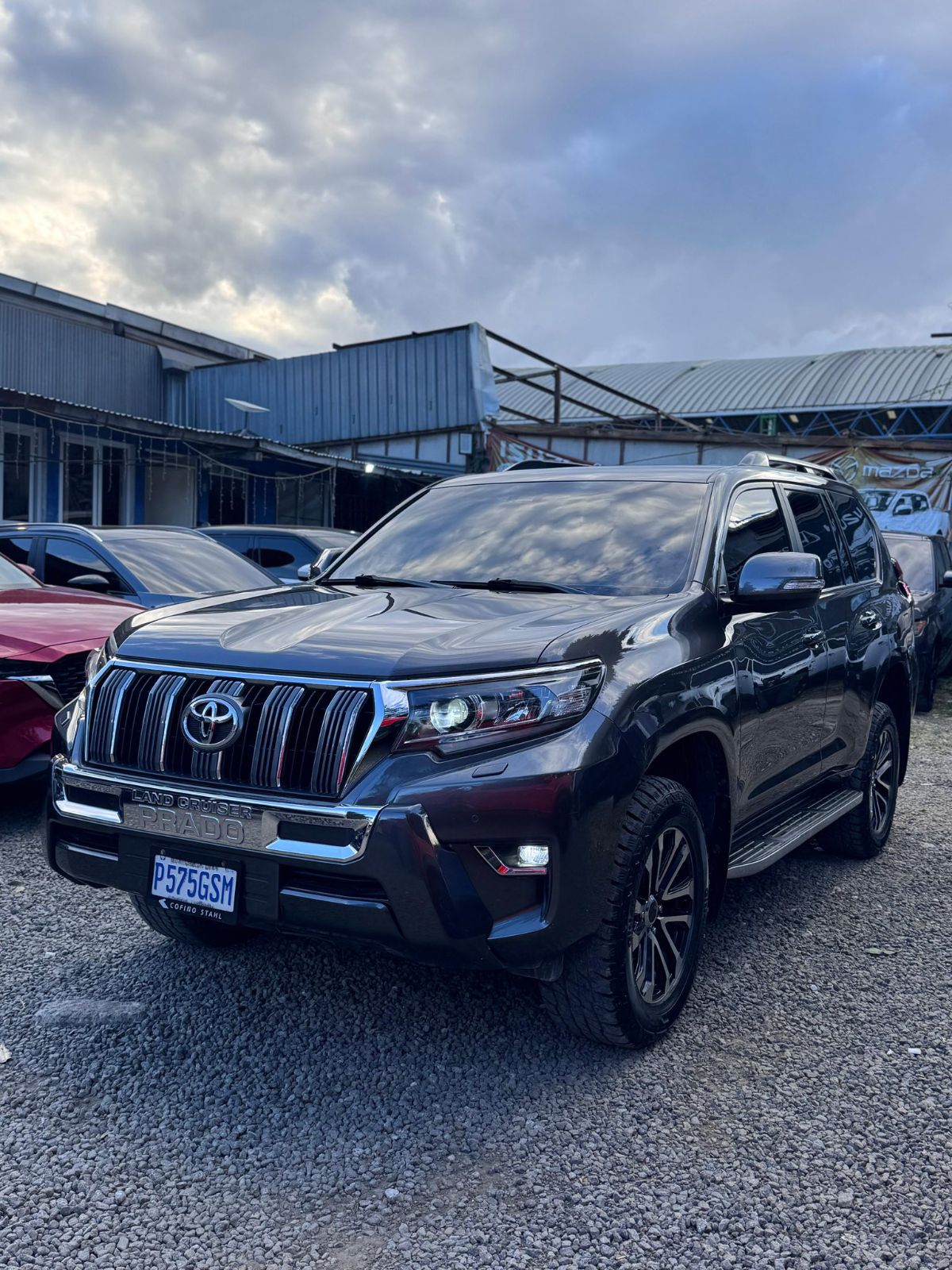 TOYOTA LAND CRUISER VX - 2018                                        