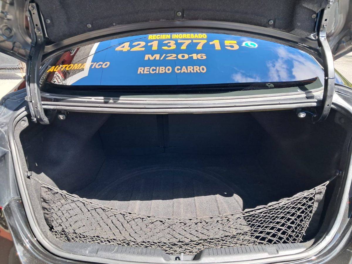 HYUNDAI ELANTRA - 2016                                        