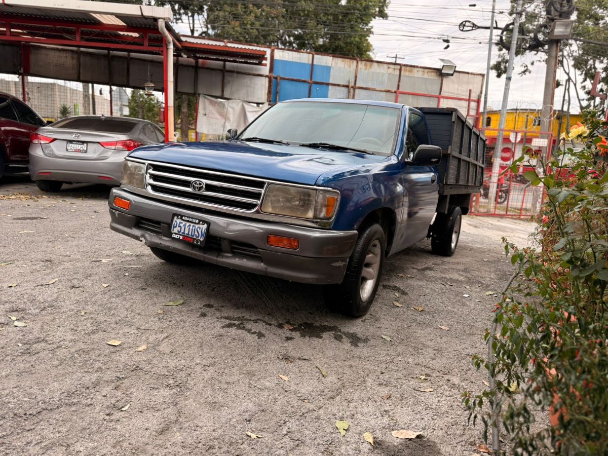 TOYOTA T100 - 1996                                        