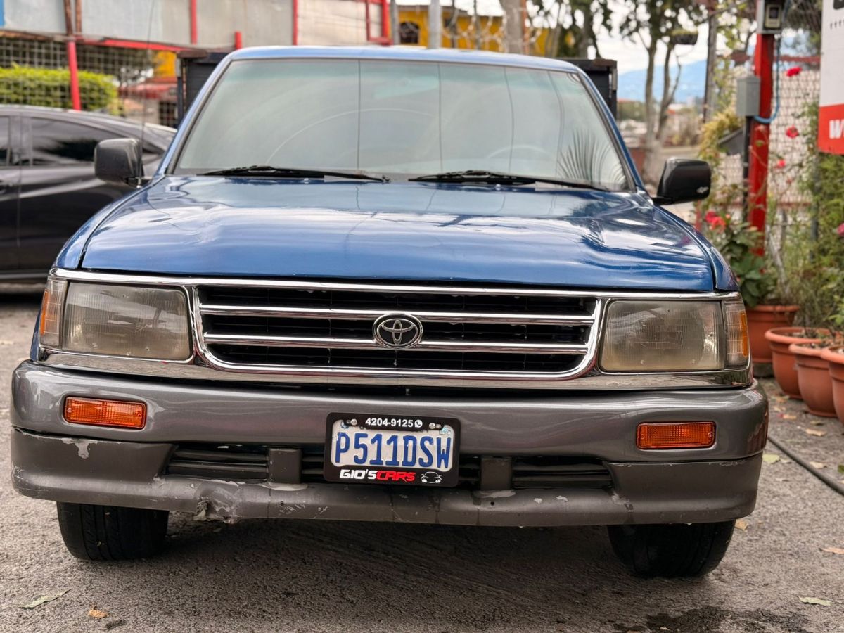 TOYOTA T100 - 1996                                        