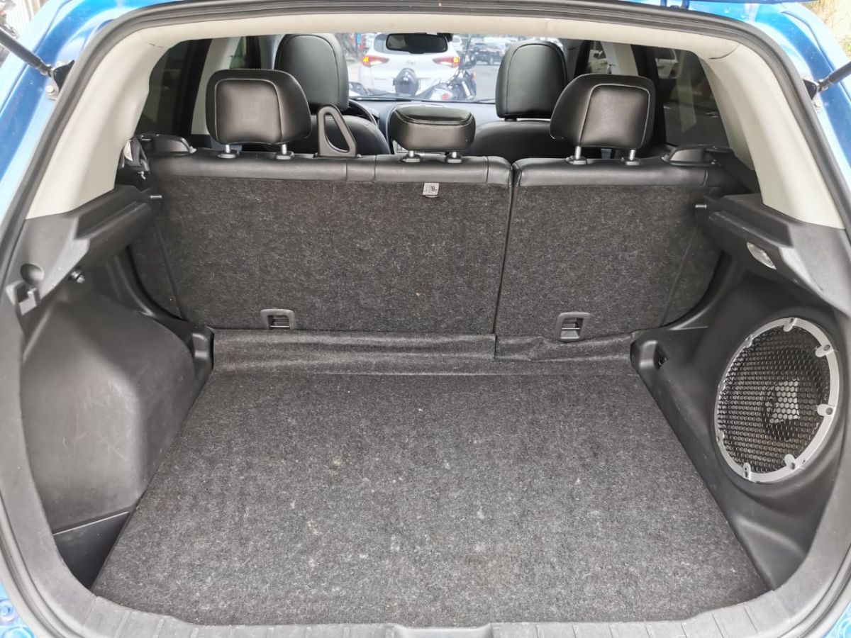 MITSUBISHI OUTLANDER SPORT - 2015                                        